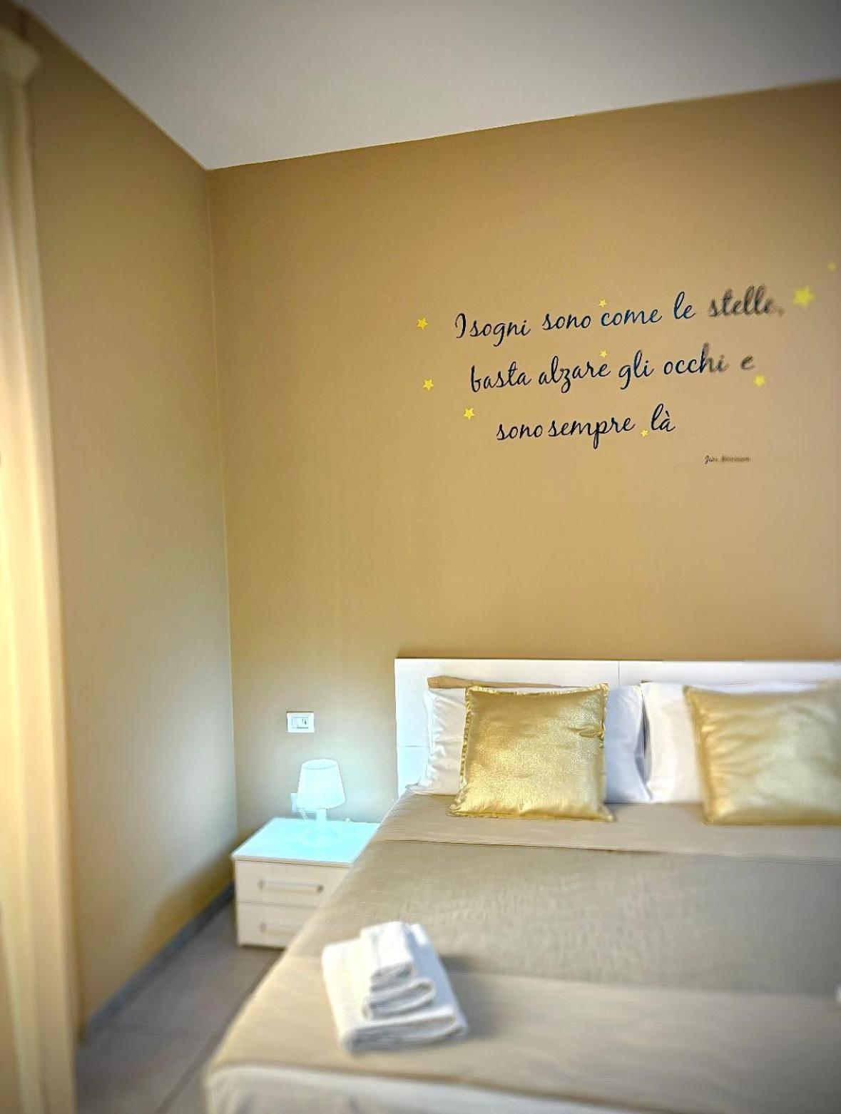 Rianna House B&B Наполи Екстериор снимка