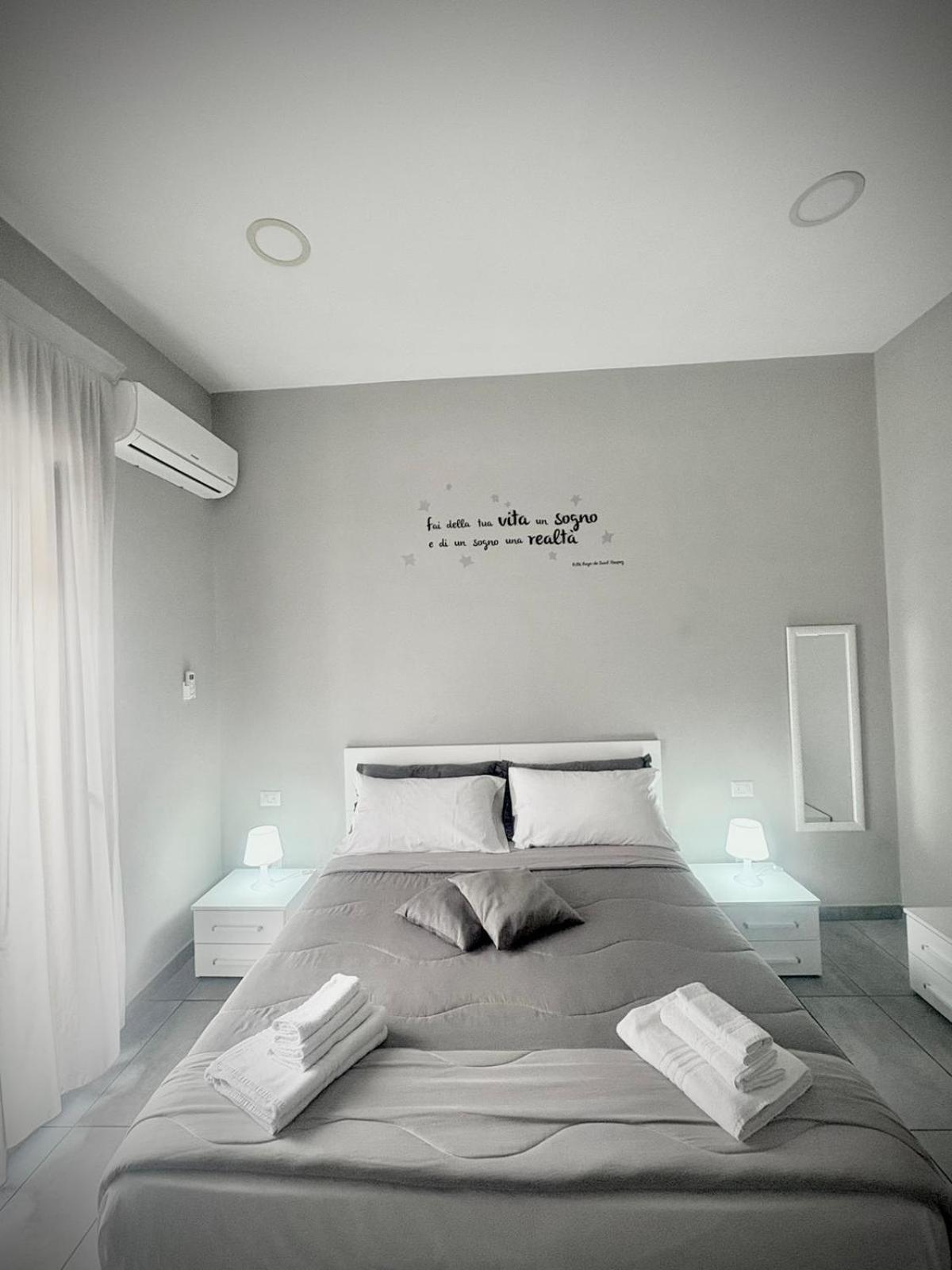 Rianna House B&B Наполи Екстериор снимка