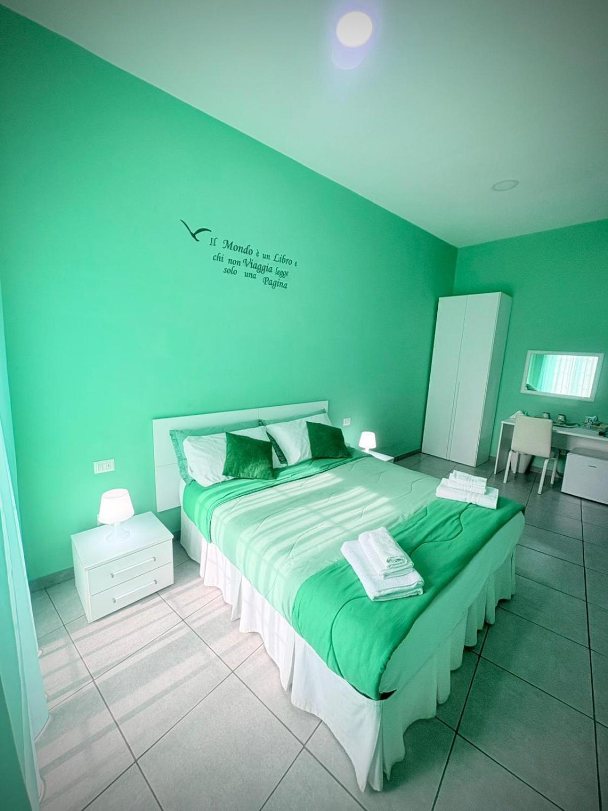 Rianna House B&B Наполи Екстериор снимка